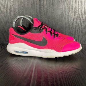 Nike Air OKETO Women’s size 6.5